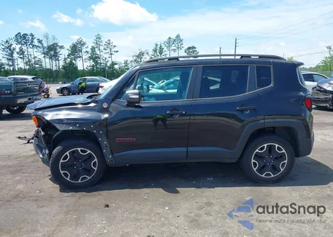 2016 Jeep Renegade Trailhawk z USA, uszkodzony, nr VIN ZACCJBCT8GPD22384